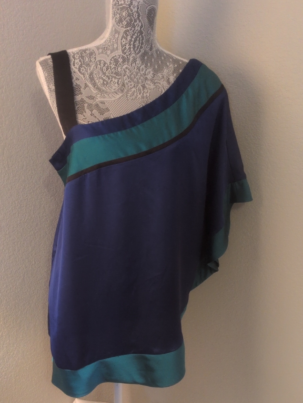 Nicole One-Shoulder Blue & Teal Silk-Like Camisole